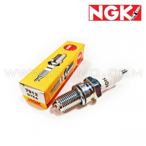 Bougie NGK Platine - D7EA